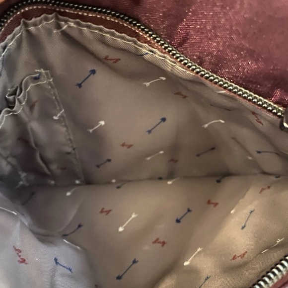 Lug Ranger Maroon Quilted Crossbody Bag with Multiple Compartments Versatile - Picture 13 of 13